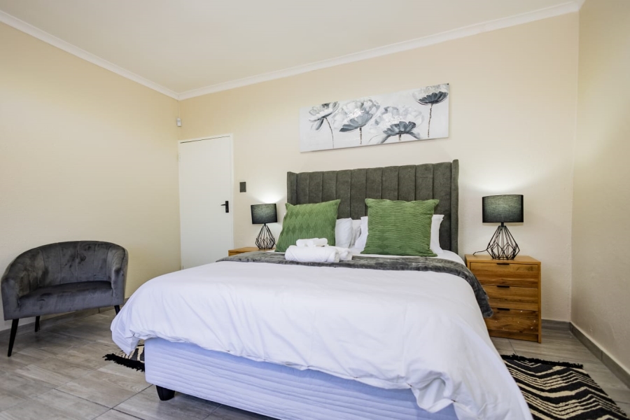 To Let 3 Bedroom Property for Rent in Protea Heights Western Cape